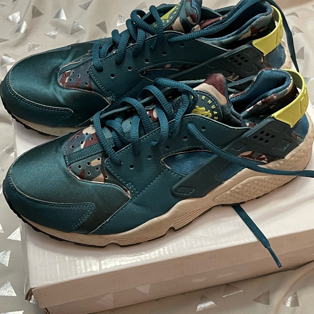 Women’s Nike Hurrache